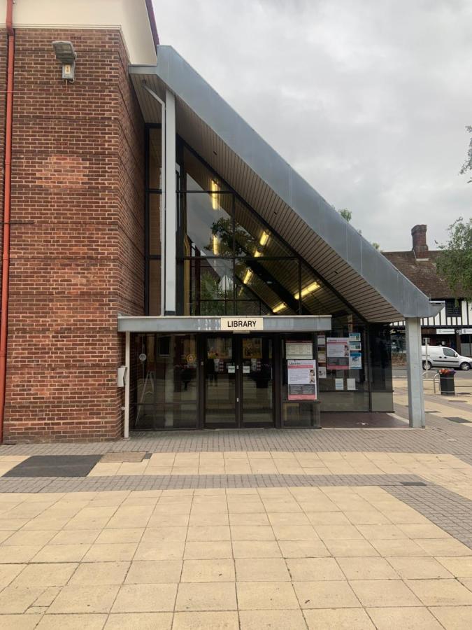 Enjoy Your Stay At Chorley Road Droitwich Exterior photo