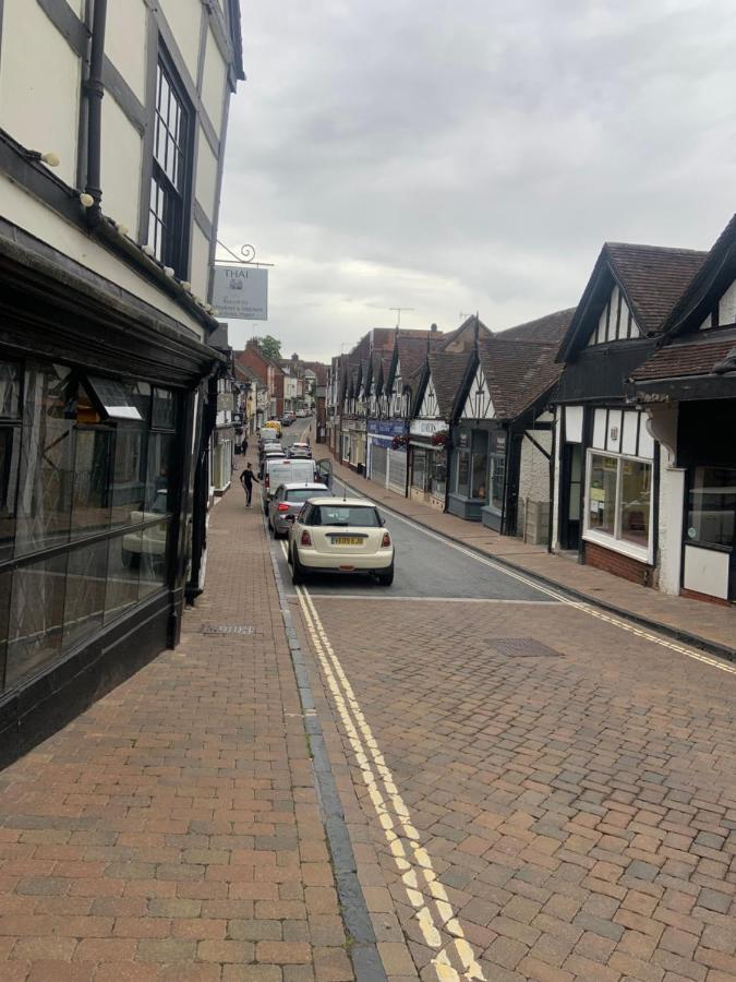 Enjoy Your Stay At Chorley Road Droitwich Exterior photo