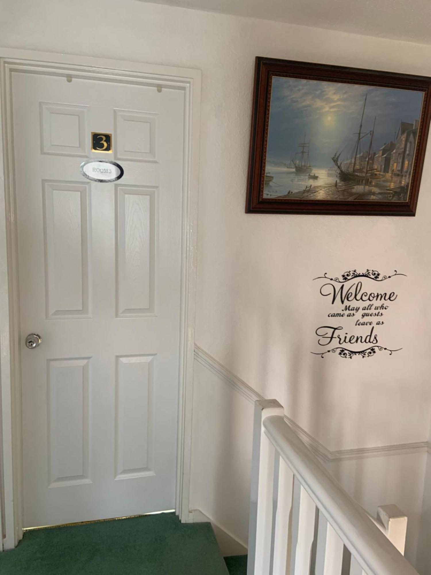 Enjoy Your Stay At Chorley Road Droitwich Room photo